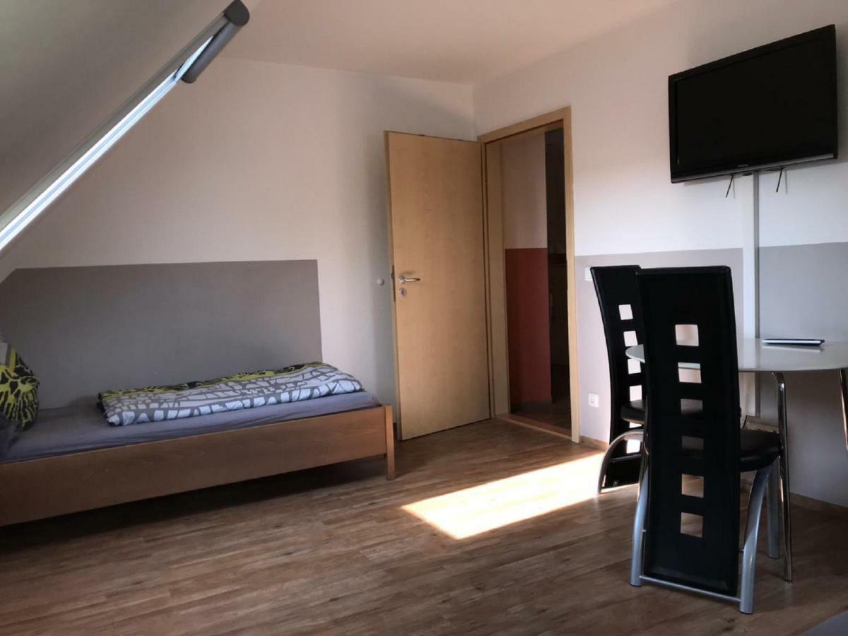 Ferienwohnung Asum Dasing Exterior photo